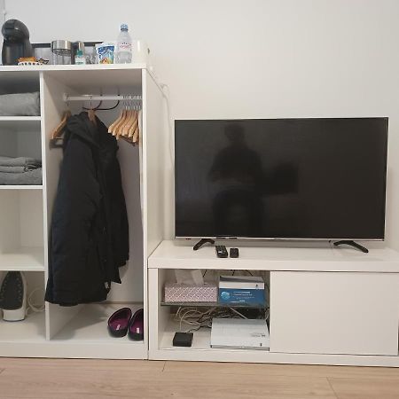 Studio Meuble A Bougival Kültér fotó