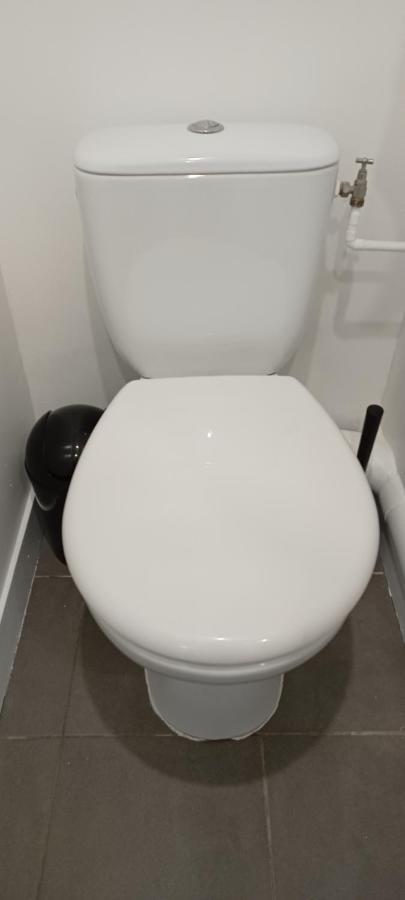 Studio Meuble A Bougival Kültér fotó